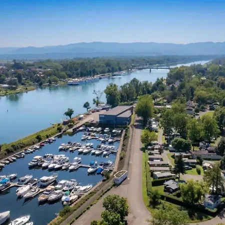 Mobil 6 Personnes Alsace キャンプ場 *